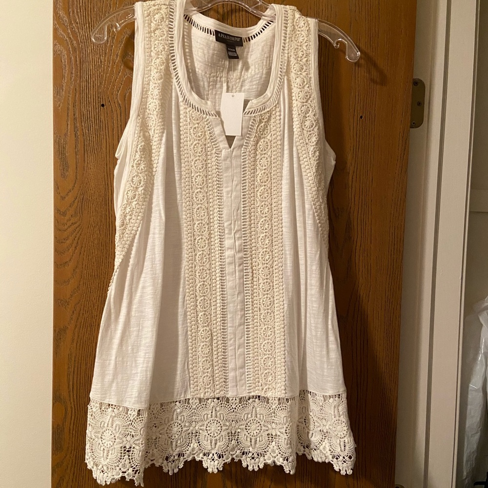A Pea in The Pod maternity top